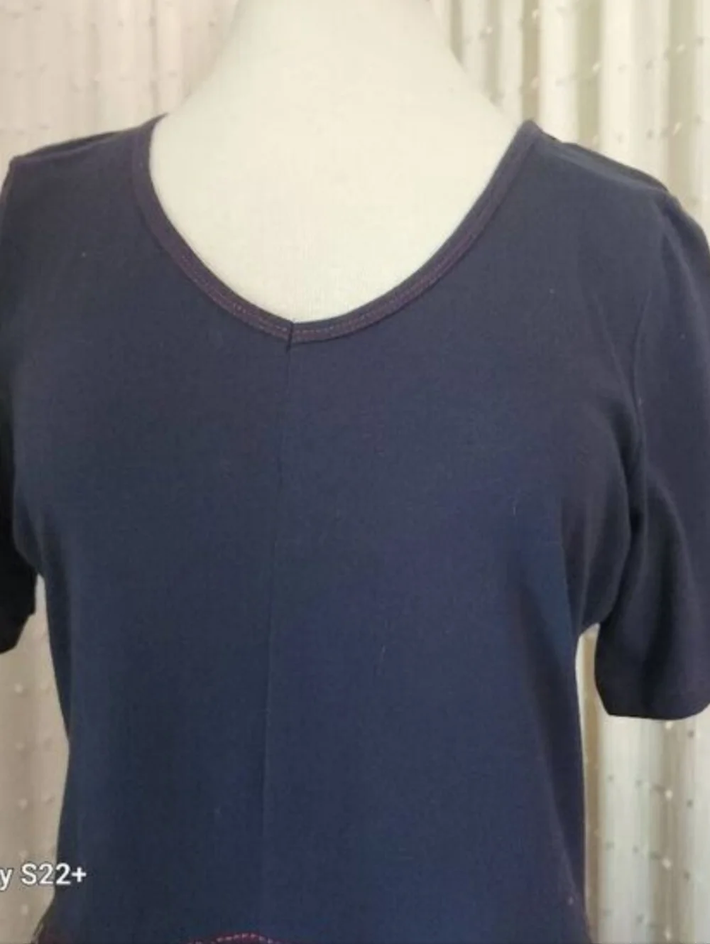 Cruel Women’s Navy short sleeved Fringed Western Inspired V-Neck Knit Top - Picture 3 of 8